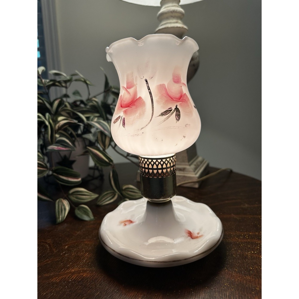Vintage Hurricane White Milk Lamp With Pink Flower‎ - Still In Working Condition
